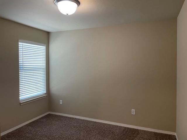 Building Photo - 2701 Fawn Lily Rd