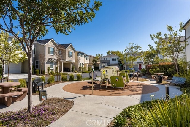 Building Photo - 947 Aurora Ln