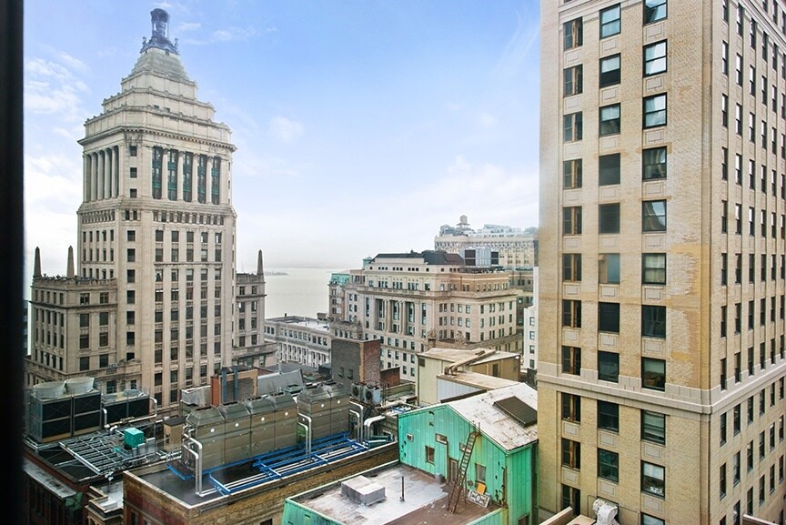 Building Photo - 40 Broad Street #PH4A