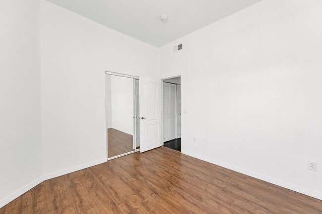 Building Photo - 4533 N 22nd St