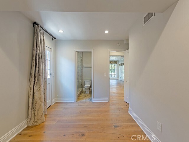 Building Photo - 5463 Katherine Ave