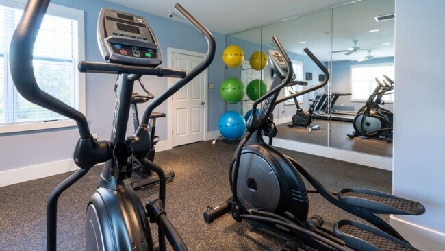 Building Photo - 1100 Deer Harbor Dr