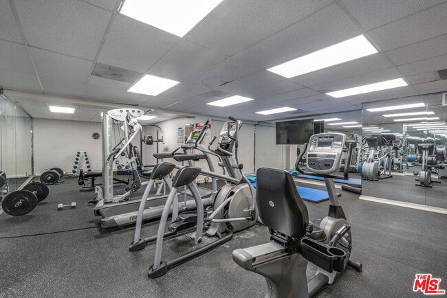 Building Photo - 801 Ocean Ave