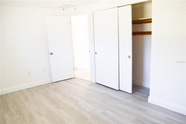 Building Photo - 5965 63rd Ave N