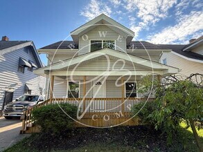 Building Photo - South Toledo  3-Bed Retreat with Spacious ...