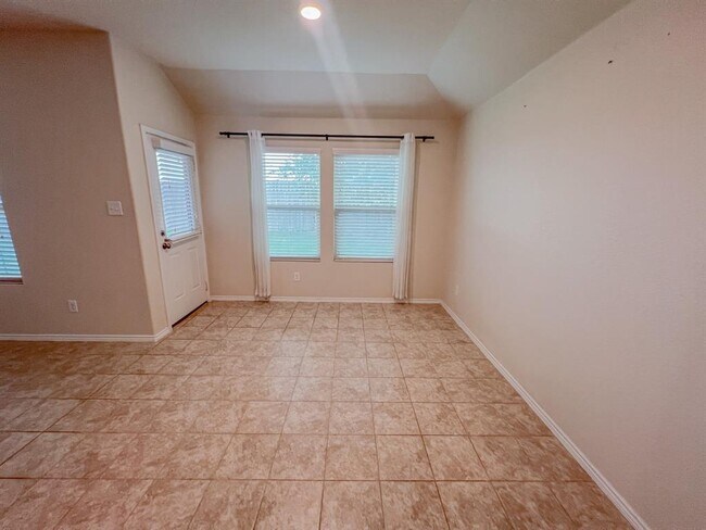 Building Photo - 324 Druse Ln