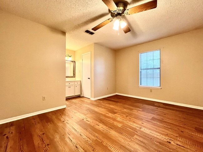 Building Photo - 3682 Farm to Market 344 E