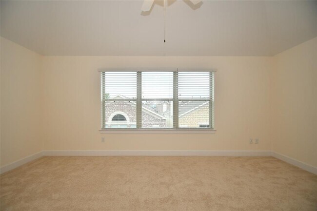Building Photo - 11607 Main Ash Dr