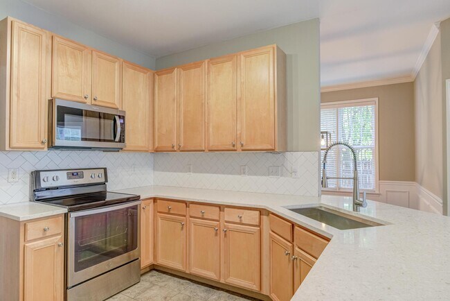 Building Photo - 1007 Brickstone Dr