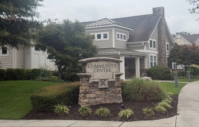 Building Photo - Fernhill at Spence Crossing