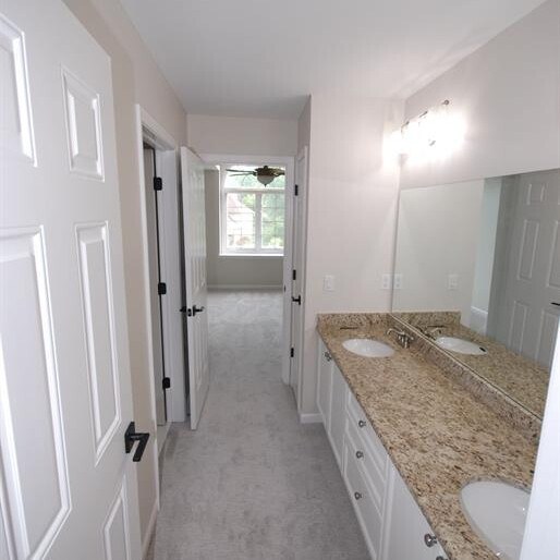 Building Photo - 5121 Parkgate Dr