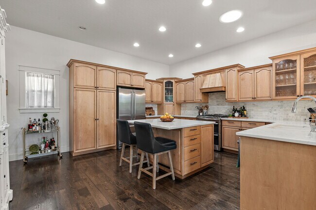 Building Photo - 3655 N Willowbar Ln