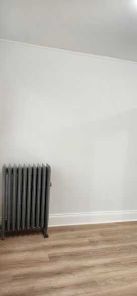 Building Photo - 110 Brainerd Rd