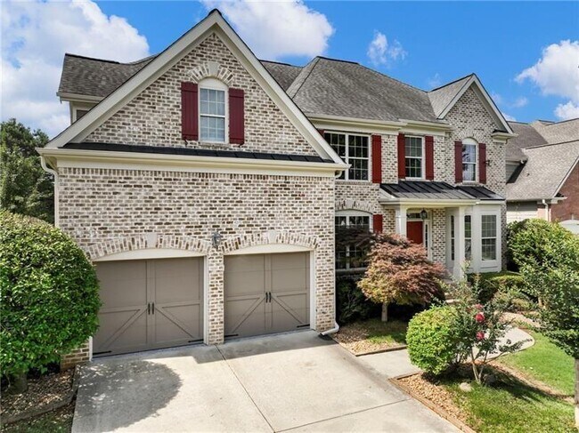Building Photo - 1960 Manor View