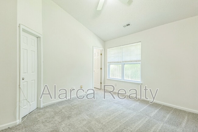 Building Photo - 11418 Savannah Creek Dr