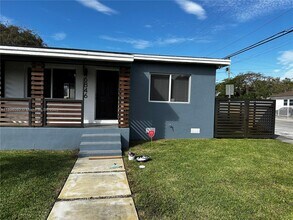 Building Photo - 6844 NW 5th Ave