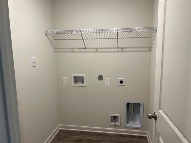 Building Photo - 3086 Chillingham Dr
