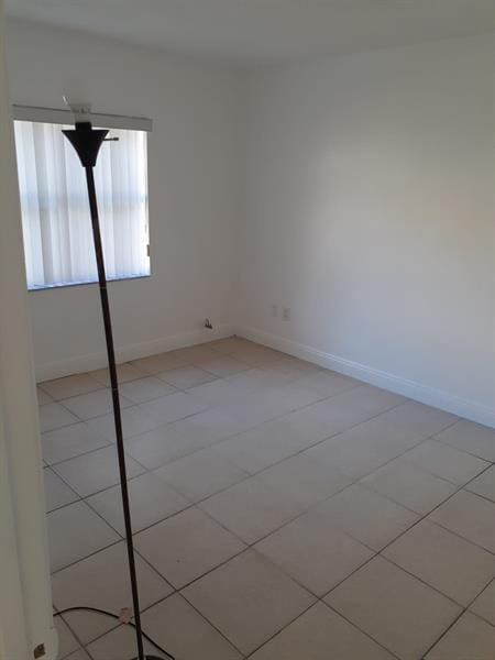 Building Photo - 2735 W 66th St