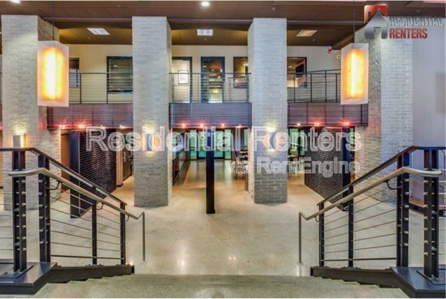 Building Photo - 270 E Highland Ave