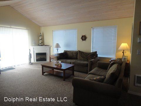 Building Photo - 3 br, 3 bath House - 616 NW 9th St.