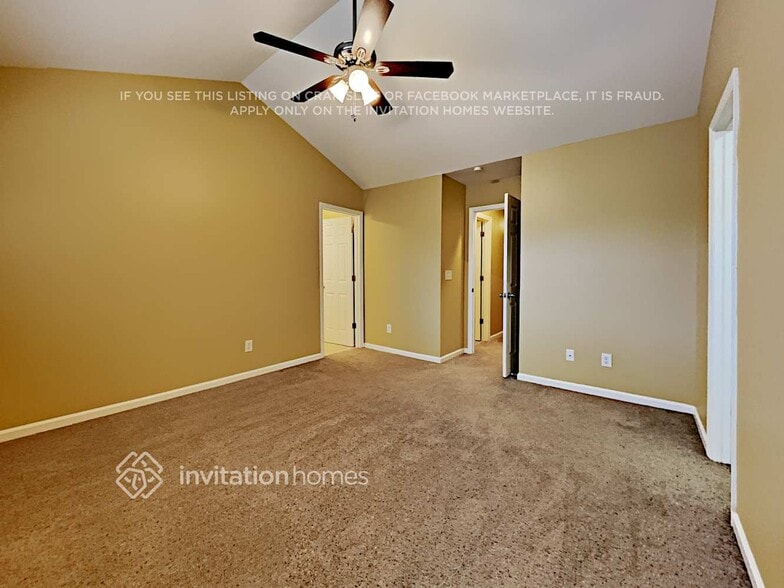 Building Photo - 12519 Oak Park Dr