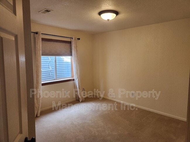 Building Photo - 370 Harvest Point Dr