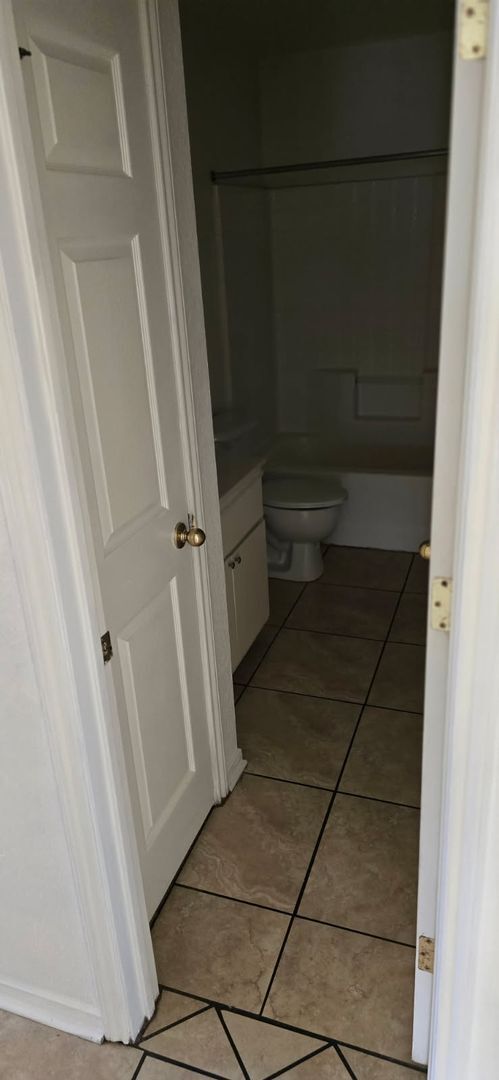 Building Photo - 3302 Alicante Ct