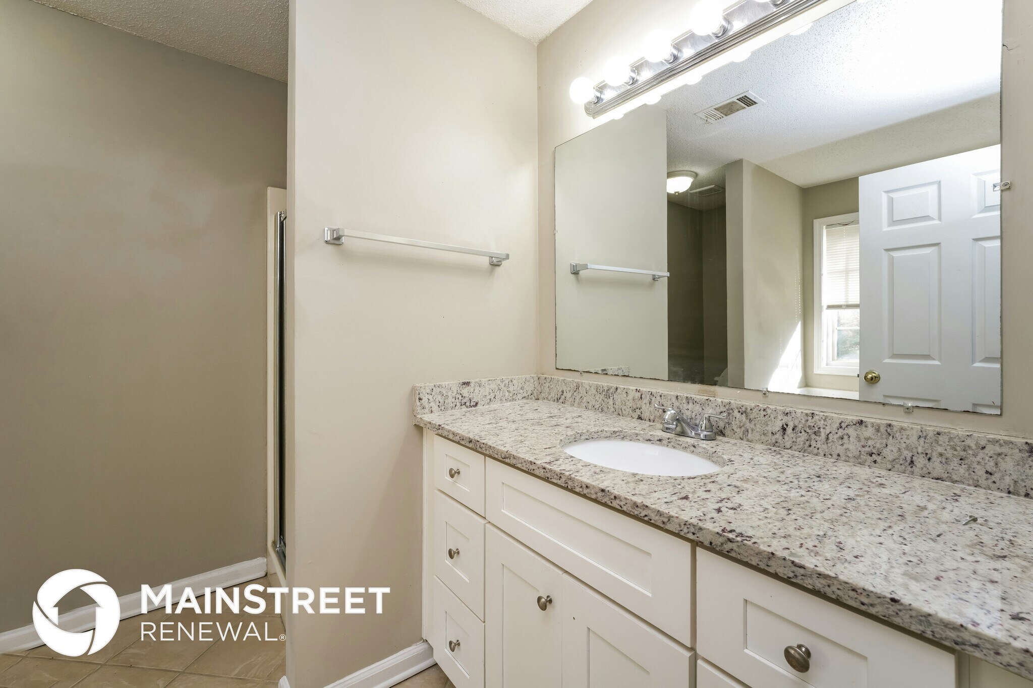 Building Photo - 8139 Green Garden Dr