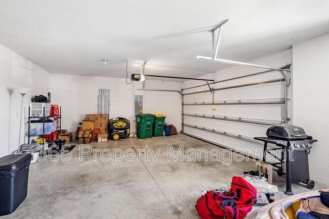 Building Photo - 15257 Mille Fiore Blvd