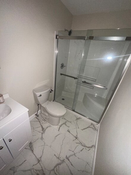 Building Photo - 620 Broad River Dr