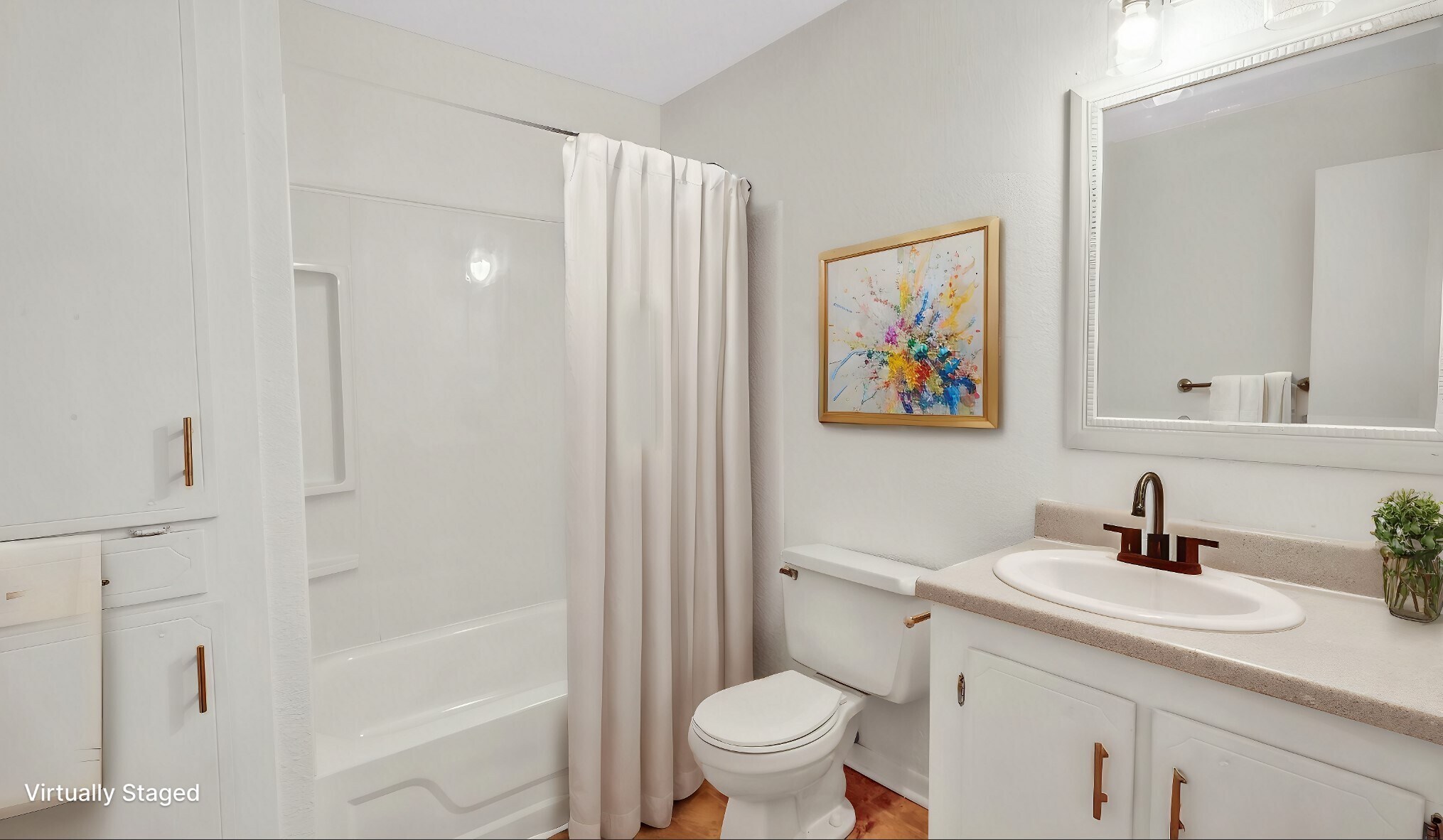 Building Photo - 711 S Houston St