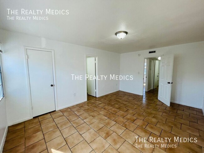 Building Photo - 2761 L B McLeod Rd