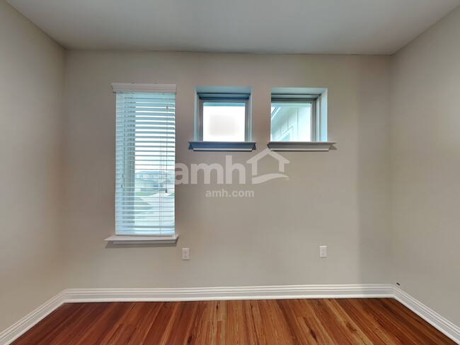 Building Photo - 8107 Cottage Rose Drive