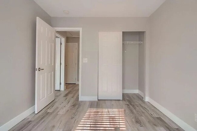 Building Photo - Beautiful 3 bedroom Townhome in Green Valley Ranch