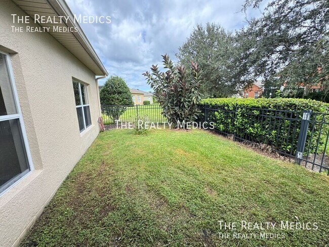 Building Photo - 202 Nova Ave