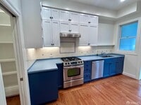 Building Photo - 816 Stanyan St