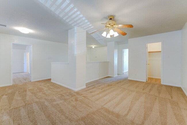 Building Photo - 5123 Alderney Ct