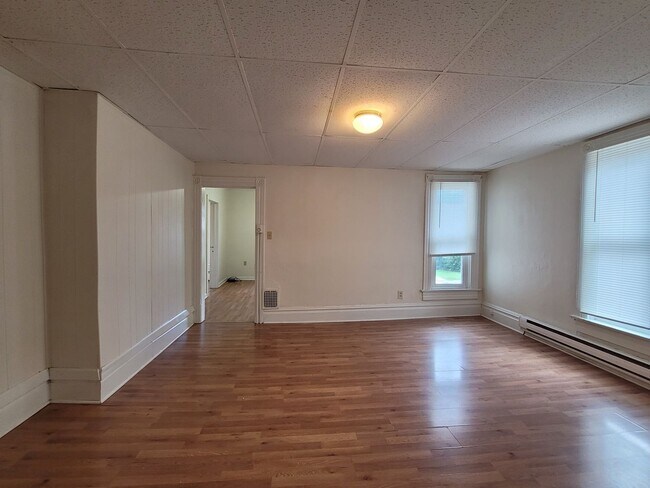 Building Photo - wmai302