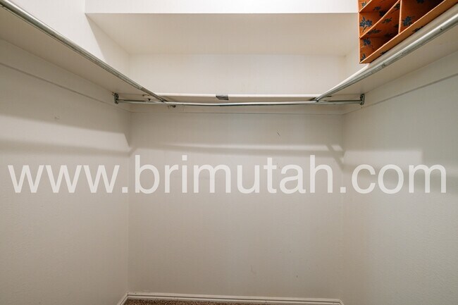 Building Photo - 3565 Summer Estates Cir