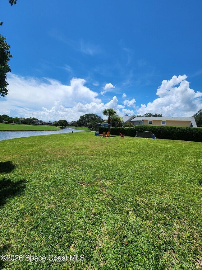 Building Photo - 649 Woodbridge Dr