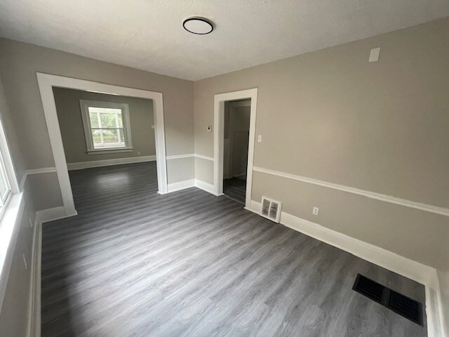 Building Photo - 2229 25th St SW
