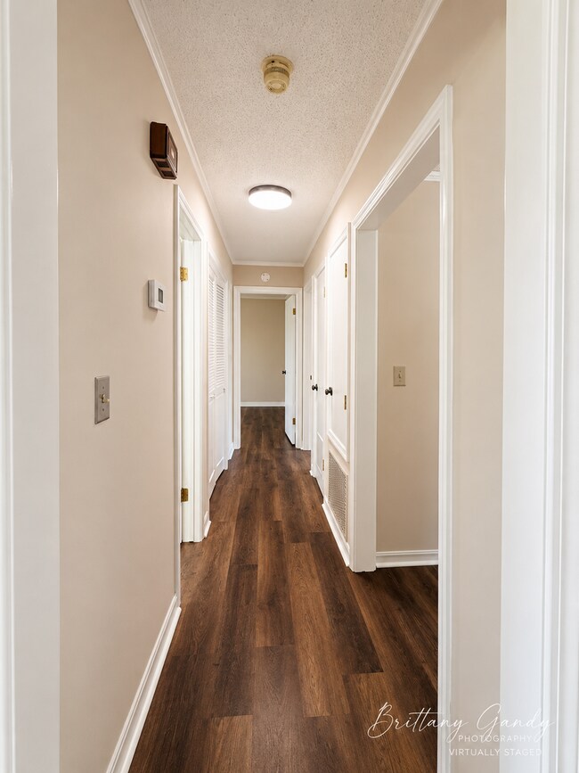 Building Photo - Rental Property on Frierson