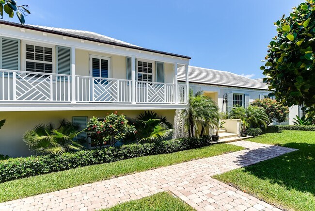 Primary Photo - 255 Bahama Ln