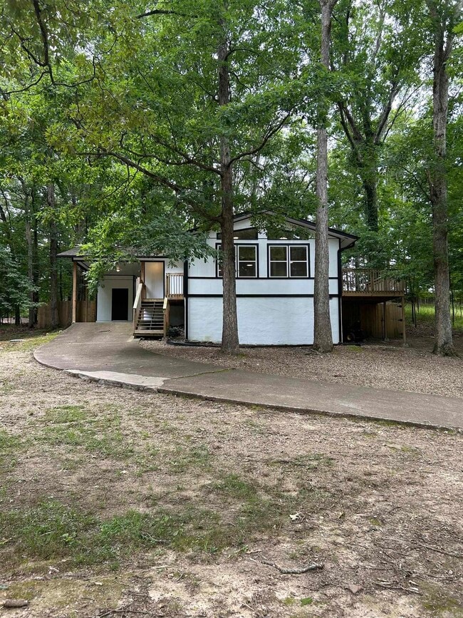 Building Photo - 428 Plum Hollow Blvd