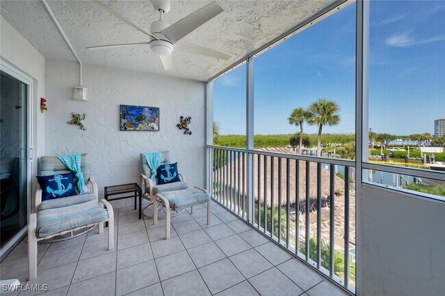 Building Photo - 12945 Vanderbilt Dr