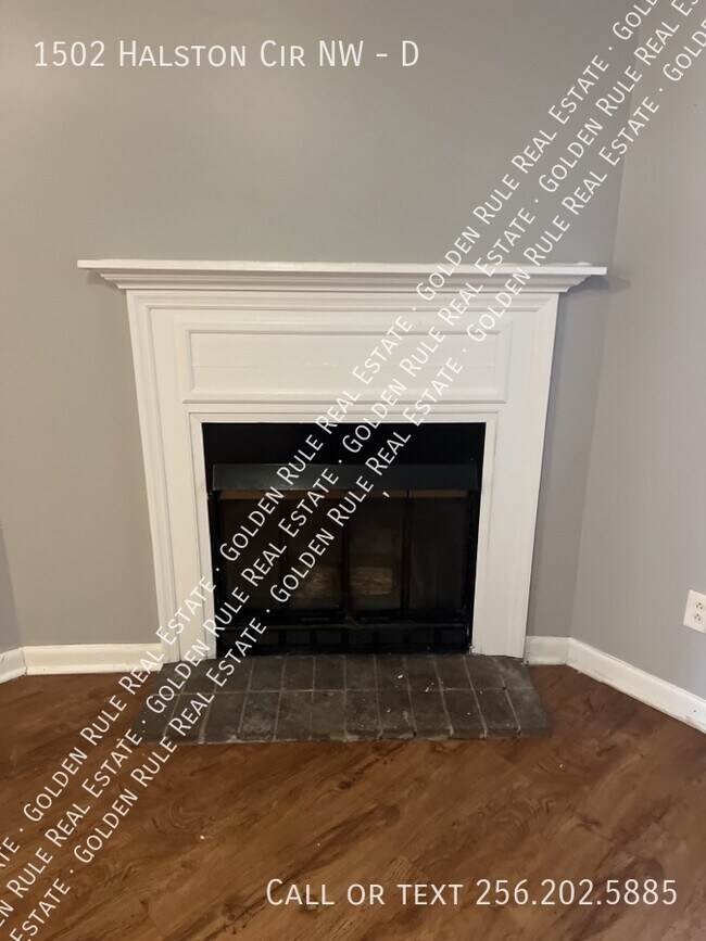 Building Photo - 1502 Halston Cir NW