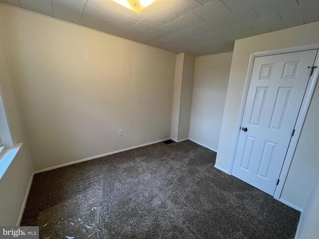 Building Photo - 3 Bedroom Home Near Downtown Lancaster