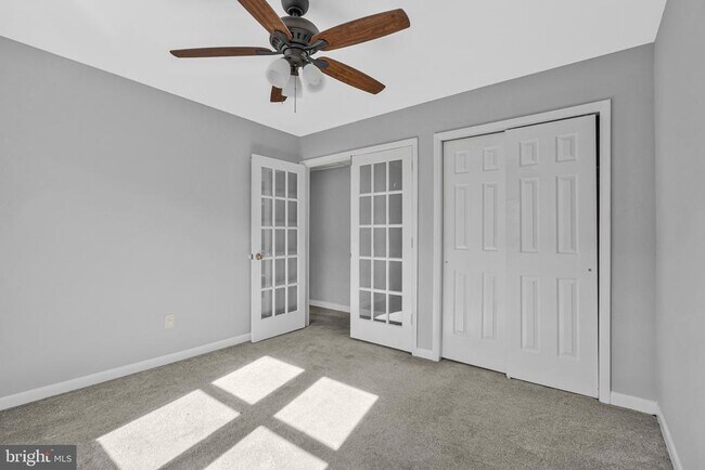 Building Photo - 8505 Jeffersonian Ct