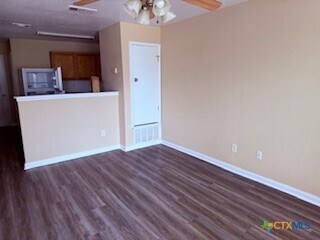 Building Photo - 3402 Zephyr Rd