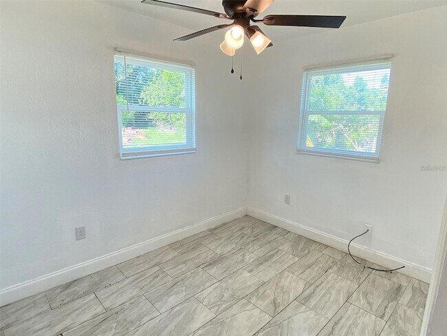 Building Photo - 49 Orange Park Blvd